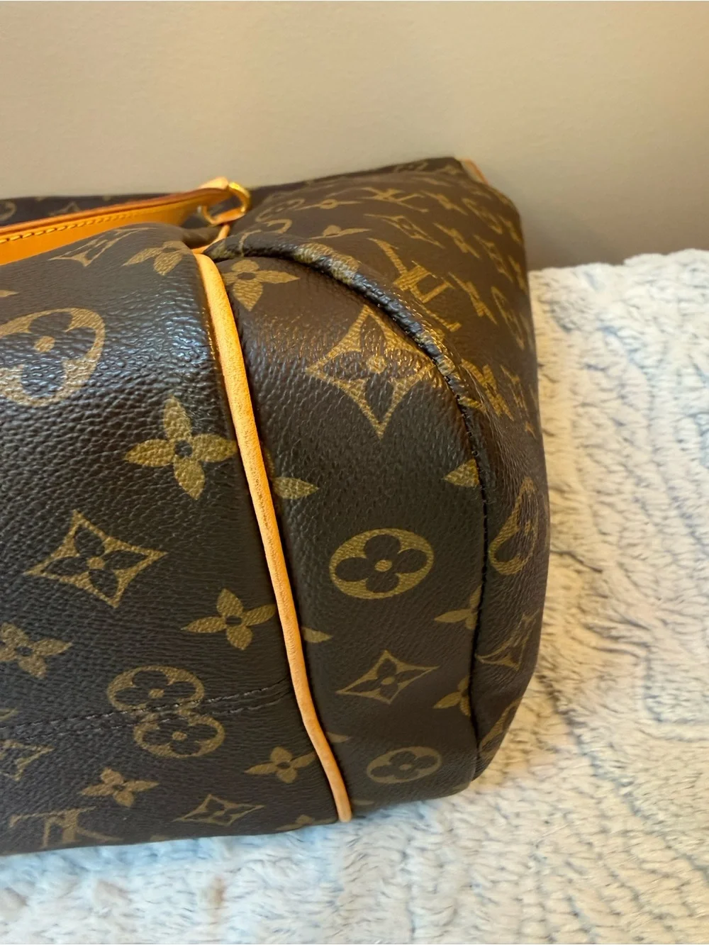 Louis Vuitton Totally GM- Pristine